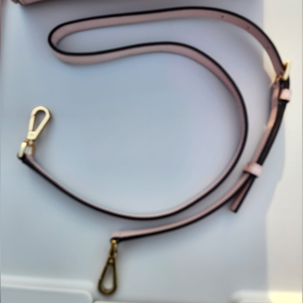 Michael Kors Blush Pink Structured Satchel with Gold Hardware - Picture 4 of 7